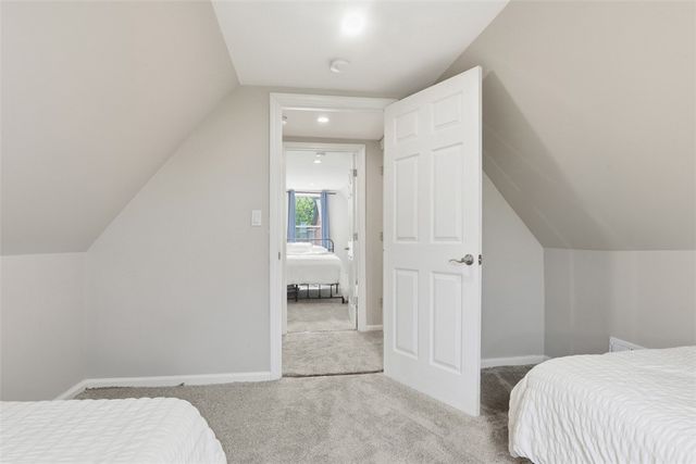 504 Natchez St, Mt Washington, PA 15211
