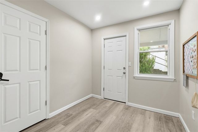 504 Natchez St, Mt Washington, PA 15211