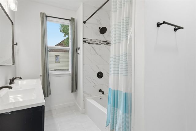 504 Natchez St, Mt Washington, PA 15211