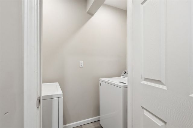 504 Natchez St, Mt Washington, PA 15211