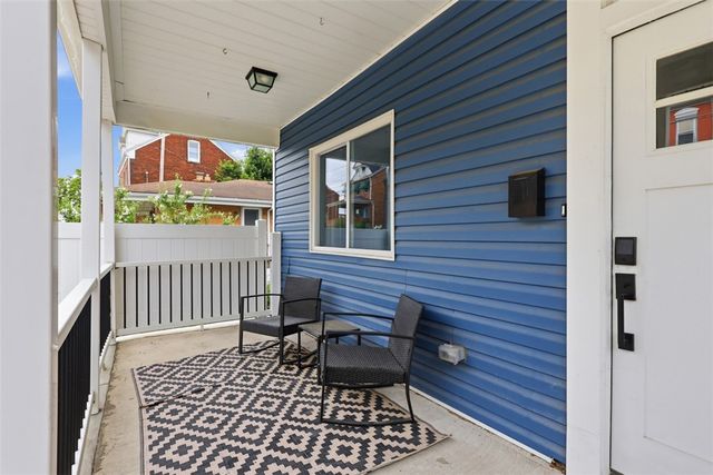 504 Natchez St, Mt Washington, PA 15211