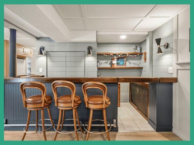 4617 School Road, Madison, WI 53704