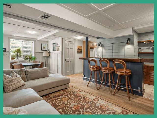 4617 School Road, Madison, WI 53704