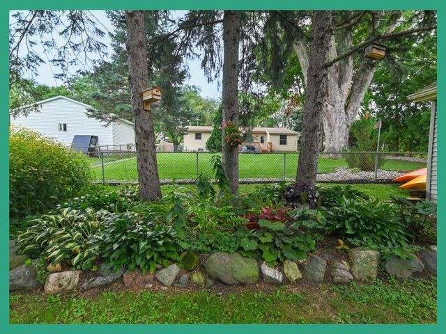 4617 School Road, Madison, WI 53704