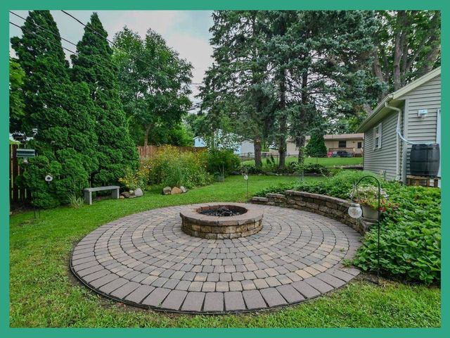 4617 School Road, Madison, WI 53704