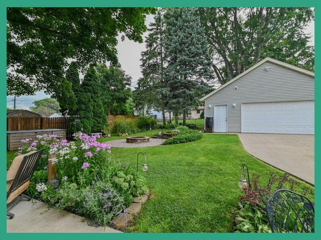 4617 School Road, Madison, WI 53704