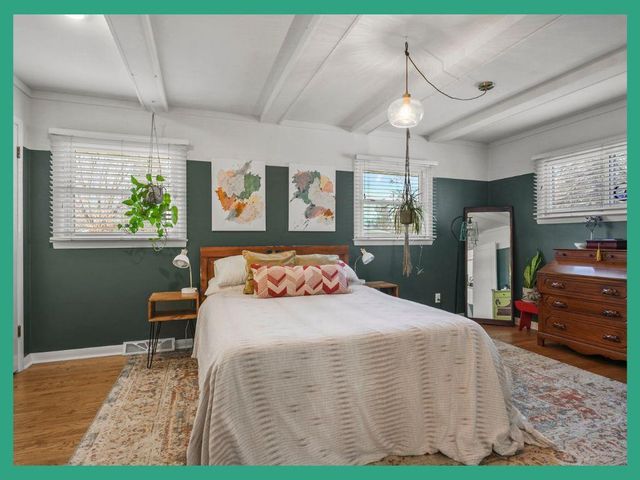 4617 School Road, Madison, WI 53704