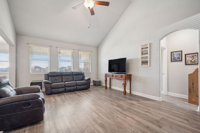 1 Covey Lane, Sanger, TX 76266