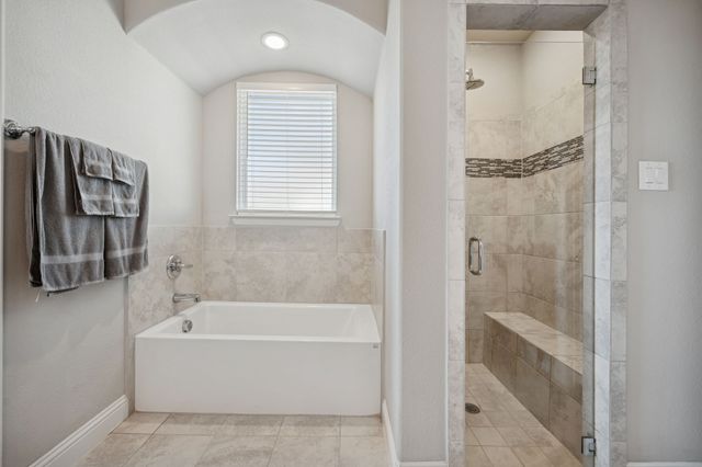 1 Covey Lane, Sanger, TX 76266