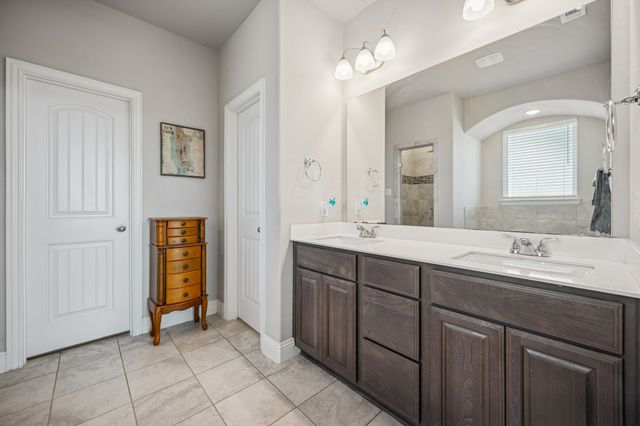 1 Covey Lane, Sanger, TX 76266