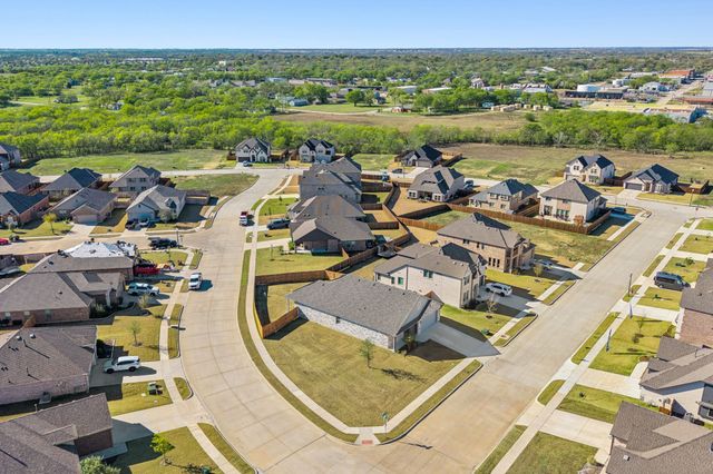 1 Covey Lane, Sanger, TX 76266