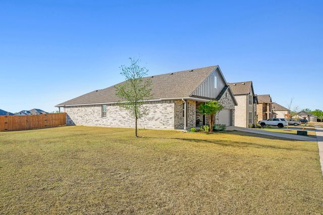 1 Covey Lane, Sanger, TX 76266