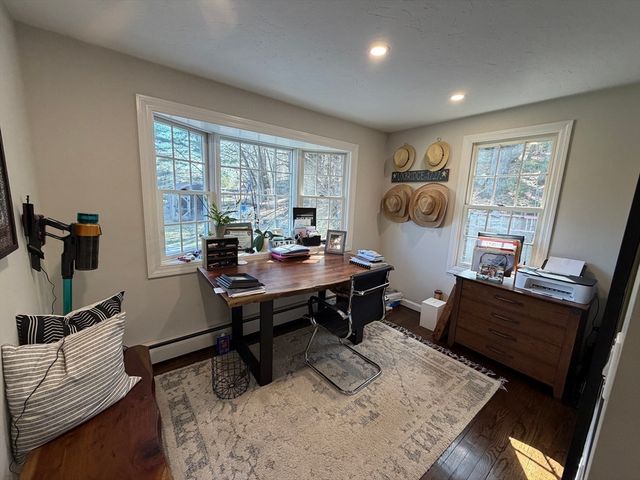 485 Hartford Ave, Uxbridge, MA 01569