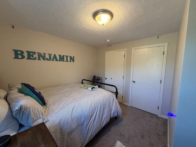 485 Hartford Ave, Uxbridge, MA 01569