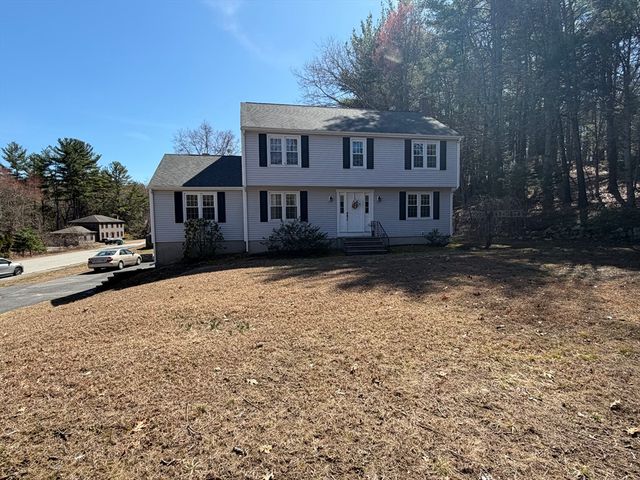 485 Hartford Ave, Uxbridge, MA 01569