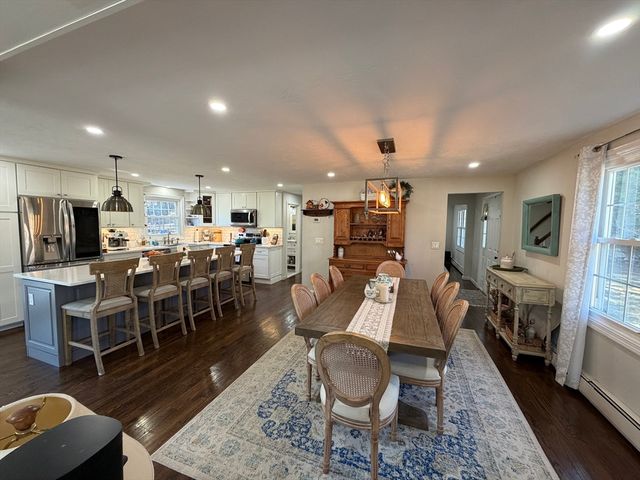 485 Hartford Ave, Uxbridge, MA 01569