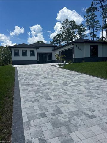 2201 Jackson AVE, Alva, FL 33920
