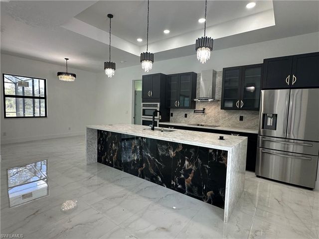 2201 Jackson AVE, Alva, FL 33920
