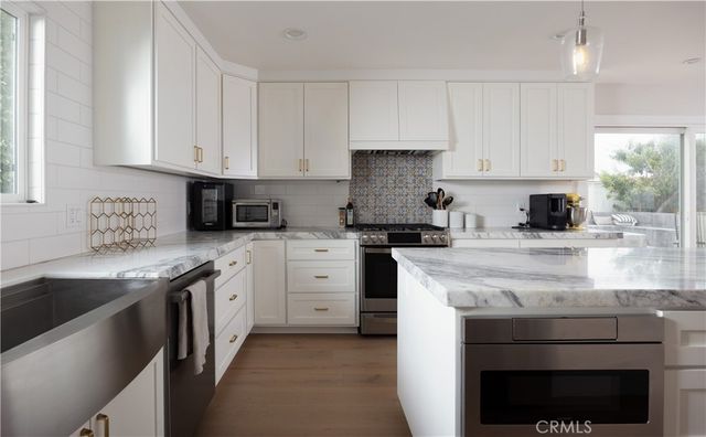1582 Ponderosa Street, Costa Mesa, CA 92626