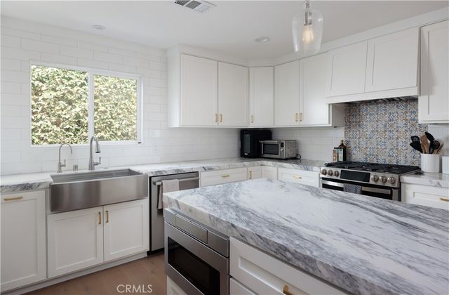 1582 Ponderosa Street, Costa Mesa, CA 92626
