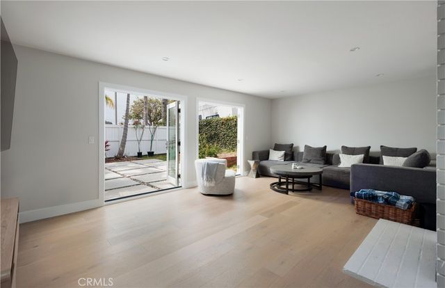 1582 Ponderosa Street, Costa Mesa, CA 92626