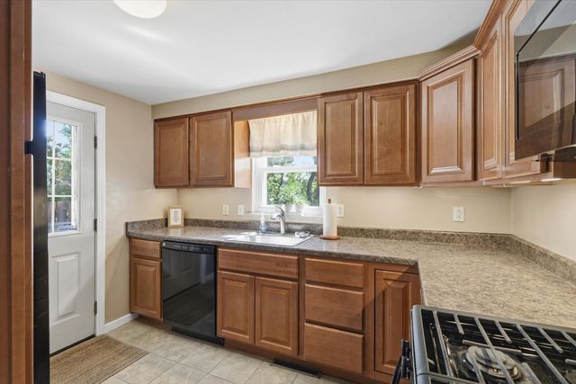 280 Barclay AVENUE, Forest Hills Boro, PA 15221