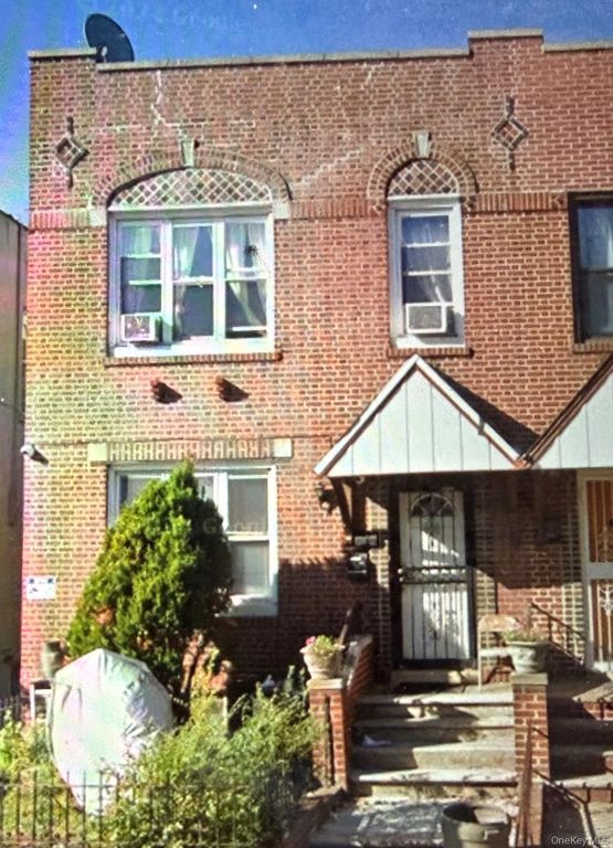 5034 41 street Sunnyside, Sunnyside, NY 11104