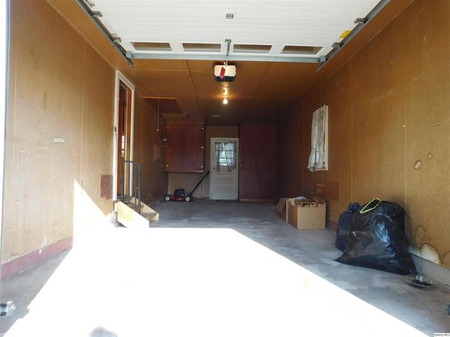 710 Sherwood Drive, Quincy, IL 62305