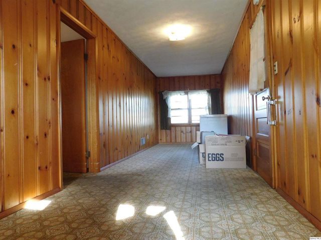 710 Sherwood Drive, Quincy, IL 62305