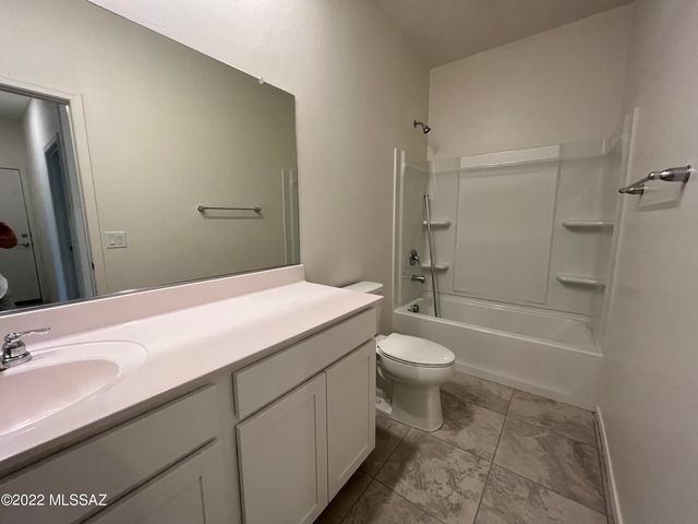 7846 S New Strike Way, Tucson, AZ 85747