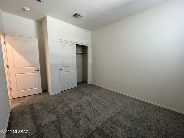 7846 S New Strike Way, Tucson, AZ 85747