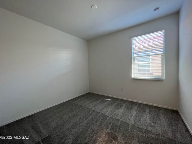 7846 S New Strike Way, Tucson, AZ 85747