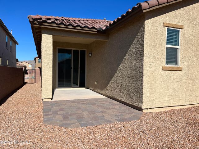 7846 S New Strike Way, Tucson, AZ 85747