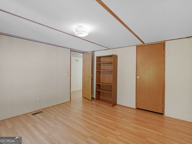 245 Brooks Road, Jackson, GA 30233