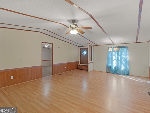 245 Brooks Road, Jackson, GA 30233