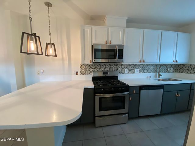 3604 KELTNER Avenue B, El Paso, TX 79904