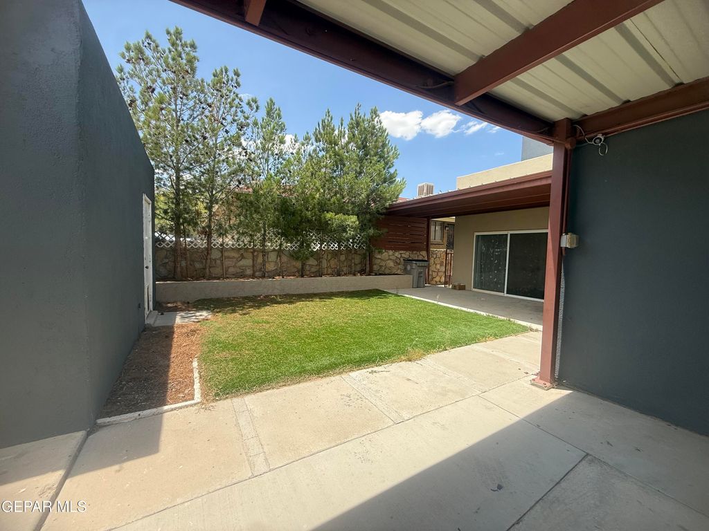 3604 KELTNER Avenue B, El Paso, TX 79904
