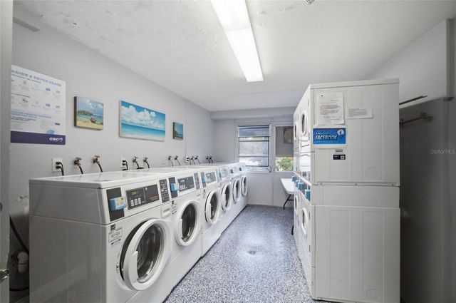 3315 58TH AVENUE S 103, St Petersburg, FL 33712