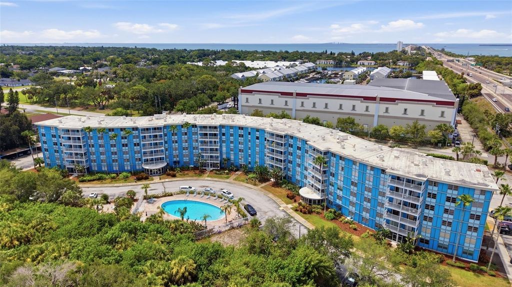 3315 58TH AVENUE S 103, St Petersburg, FL 33712