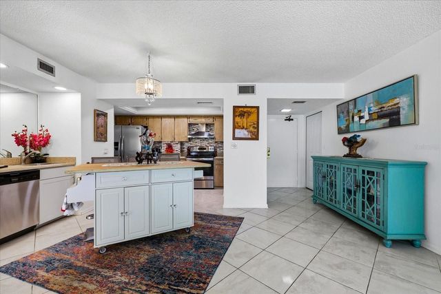 1651 SAND KEY ESTATES COURT 31, Clearwater, FL 33767