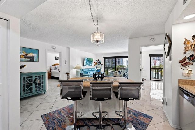 1651 SAND KEY ESTATES COURT 31, Clearwater, FL 33767