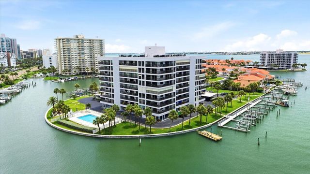 1651 SAND KEY ESTATES COURT 31, Clearwater, FL 33767