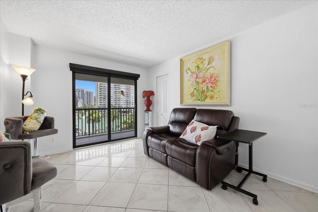 1651 SAND KEY ESTATES COURT 31, Clearwater, FL 33767