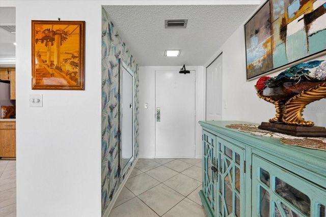 1651 SAND KEY ESTATES COURT 31, Clearwater, FL 33767
