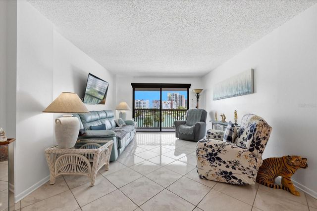 1651 SAND KEY ESTATES COURT 31, Clearwater, FL 33767