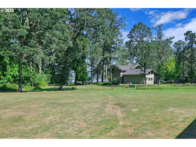 88800 WINTER Ln, Veneta, OR 97487