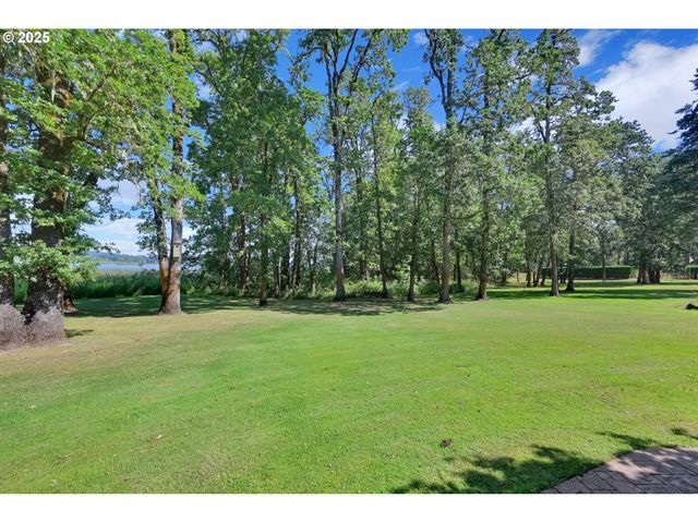 88800 WINTER Ln, Veneta, OR 97487