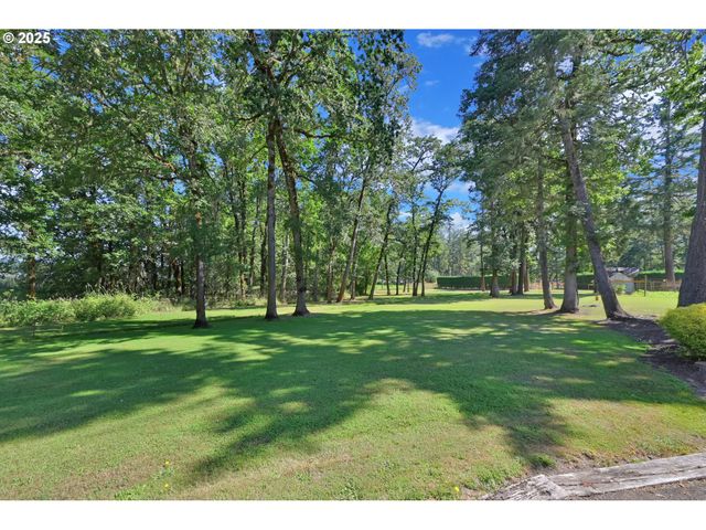 88800 WINTER Ln, Veneta, OR 97487