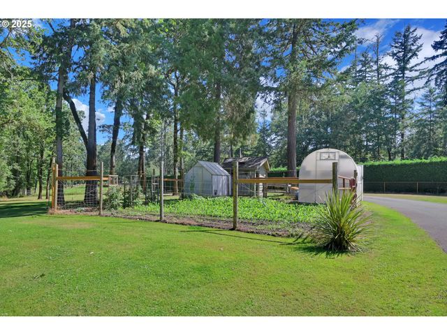 88800 WINTER Ln, Veneta, OR 97487
