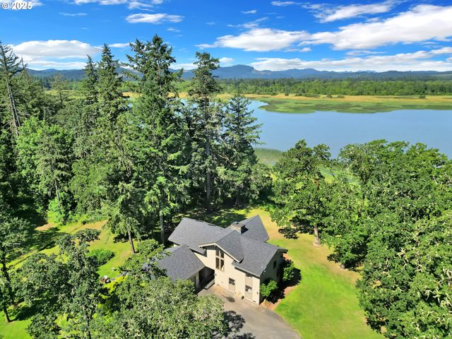88800 WINTER Ln, Veneta, OR 97487